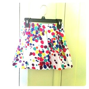 Colorful dots skort. Size 4. Runs large.